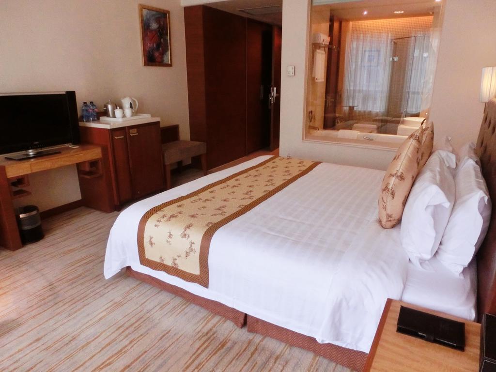 Ramada Plaza Guangzhou Ξενοδοχείο Δωμάτιο φωτογραφία